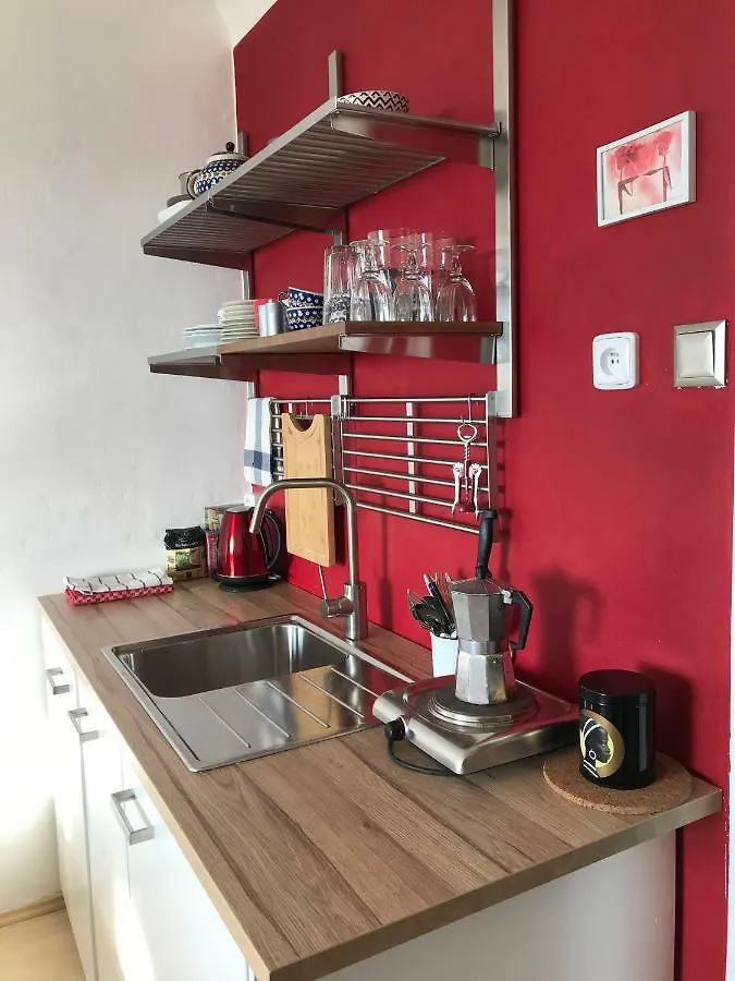 Cosy Flora Nest Apartment Prague