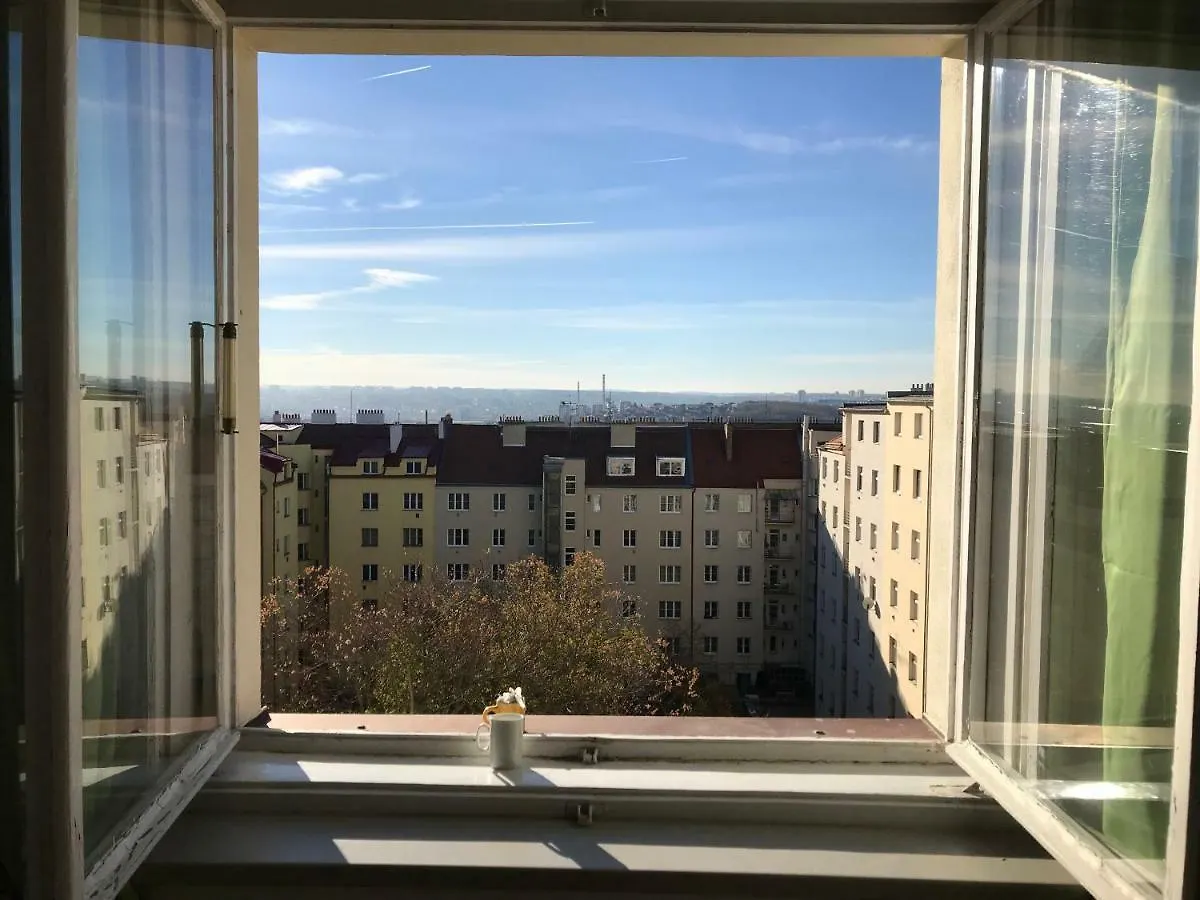 Cosy Flora Nest Apartment Prague